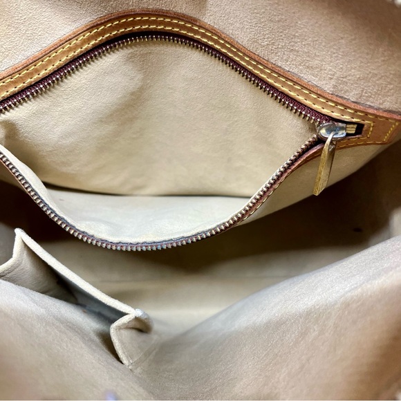 Absolutely stunning Louis Vuitton monogram looping bag GM discontinued - Picture 10 of 12